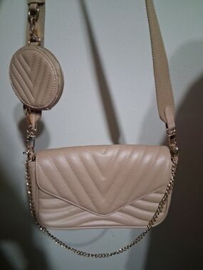 Quilted Beige Crossbody Bag with Coin Pouch